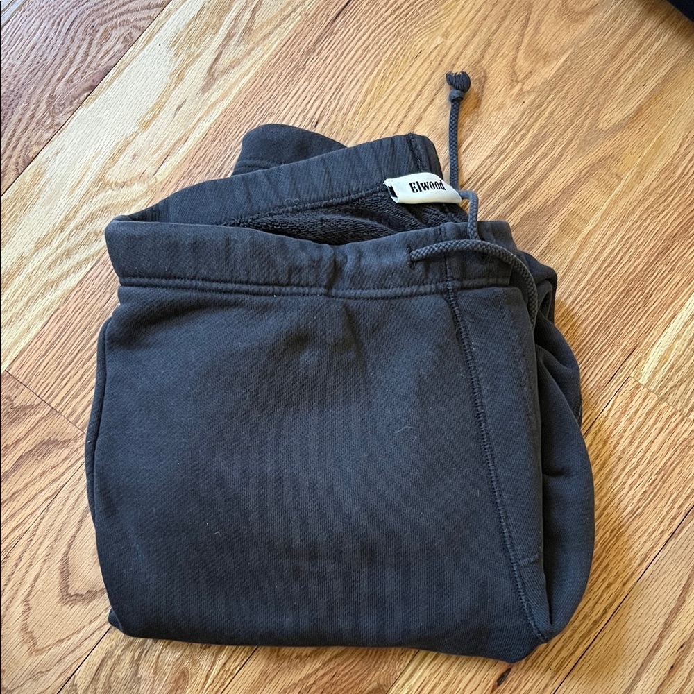 Elwood Core Sweatpants 100% Organic Cotton